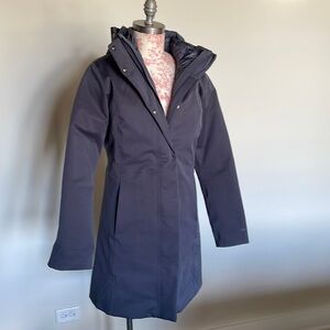 Patagonia three in one winter coat. Size women’s medium. Gray blue color.